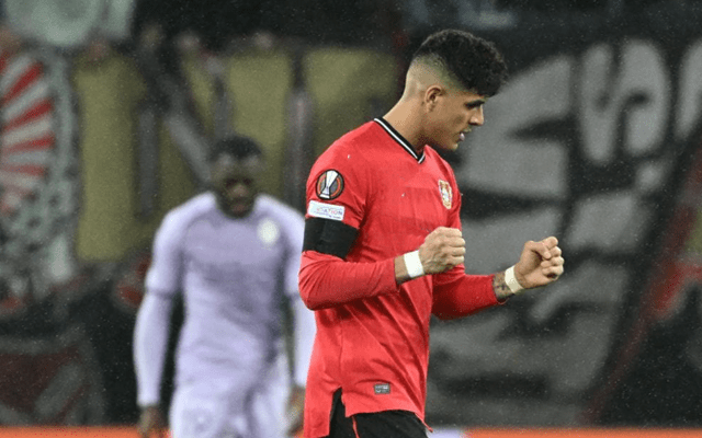 关于欧联倒计时；摩纳哥关键时刻内部沟通；细节引发关注；态度坚定；资深球员宣示担当的信息